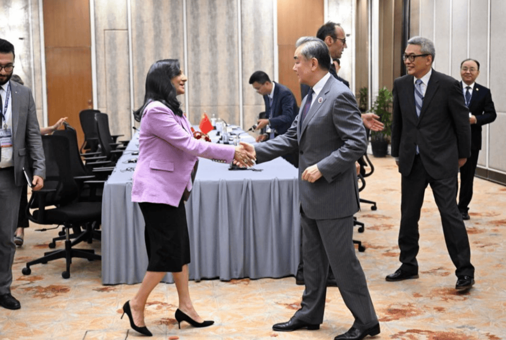 我大使干脆把話說透<strong></p>
<p>宏鑫機(jī)械設(shè)備有限公司
</strong>，想讓中國(guó)取消關(guān)稅，加拿大得先按中方說的辦！:宏鑫機(jī)械設(shè)備有限公司
