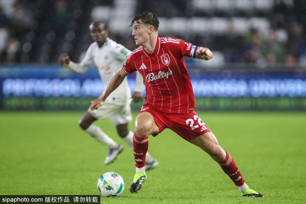 曼城7500萬鎊爭奪新星安德森！瓜帥為何如此青睞？:宏鑫機械設(shè)備有限公司
