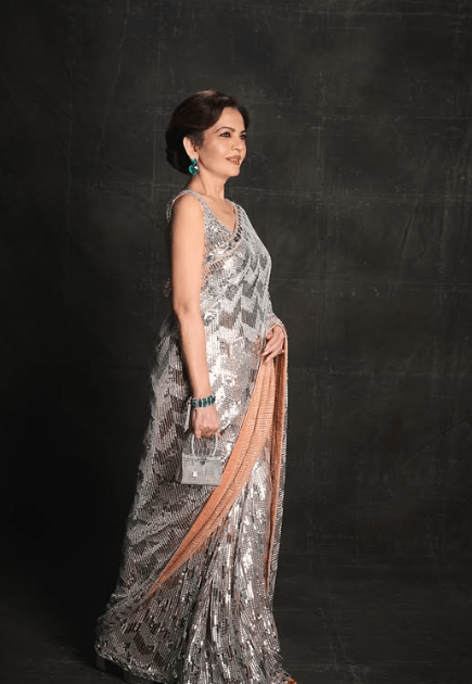 印度首富的妻子盛裝出席派對(duì)<strong></p>
<p>宏鑫機(jī)械設(shè)備有限公司
</strong>，拎的愛(ài)馬仕包鑲了3000多顆鉆石:宏鑫機(jī)械設(shè)備有限公司
