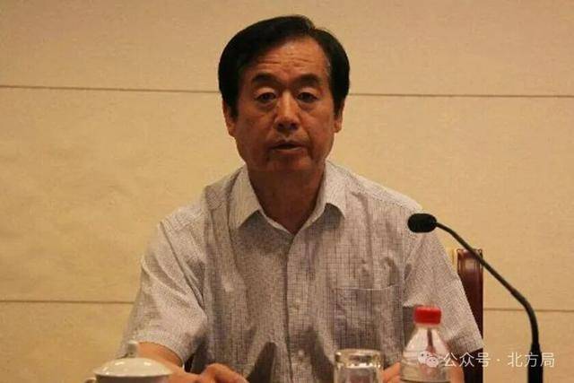 在中紀委任職30余年的副部級干部落馬，曾任中央巡視組組長:宏鑫機械設備有限公司
