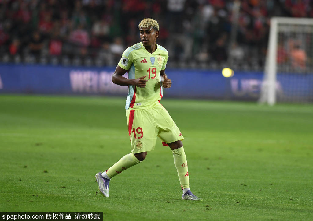 曼城豪擲4億歐元追逐亞馬爾<strong></p>
<p>宏鑫機(jī)械設(shè)備有限公司
</strong>，貝林厄姆或?qū)⒏鎰e皇馬！:宏鑫機(jī)械設(shè)備有限公司
