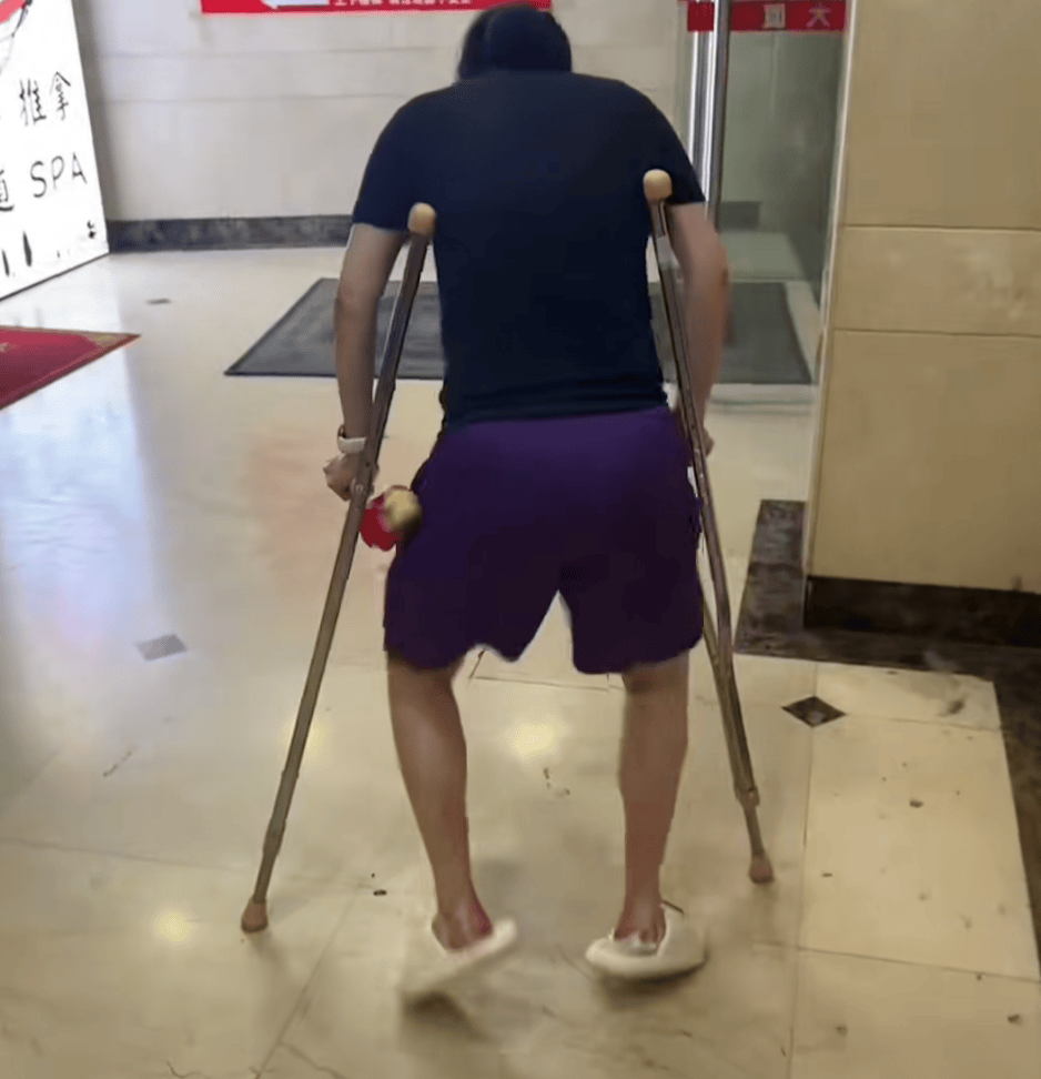 “月瘦20斤”“很多人都在用”<strong></p>
<p>宏鑫機(jī)械設(shè)備有限公司
</strong>！女子在家跟練突然腳底噴血……:宏鑫機(jī)械設(shè)備有限公司
