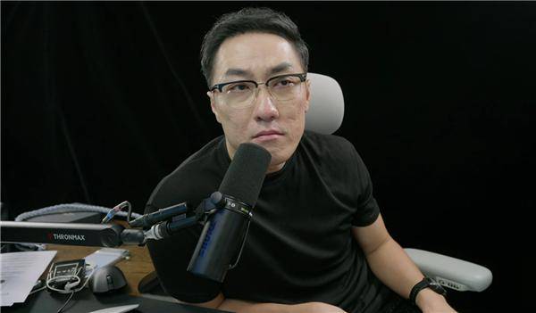 王自如曝格力高管工資7位數(shù)，再回應(yīng)“不看工資條”:宏鑫機械設(shè)備有限公司
