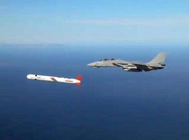 烏克蘭索要戰(zhàn)斧<strong></p>
<p>宏鑫機(jī)械設(shè)備有限公司
</strong>，特朗普改口：得先問普京！俄方給中國(guó)提了個(gè)醒？:宏鑫機(jī)械設(shè)備有限公司
