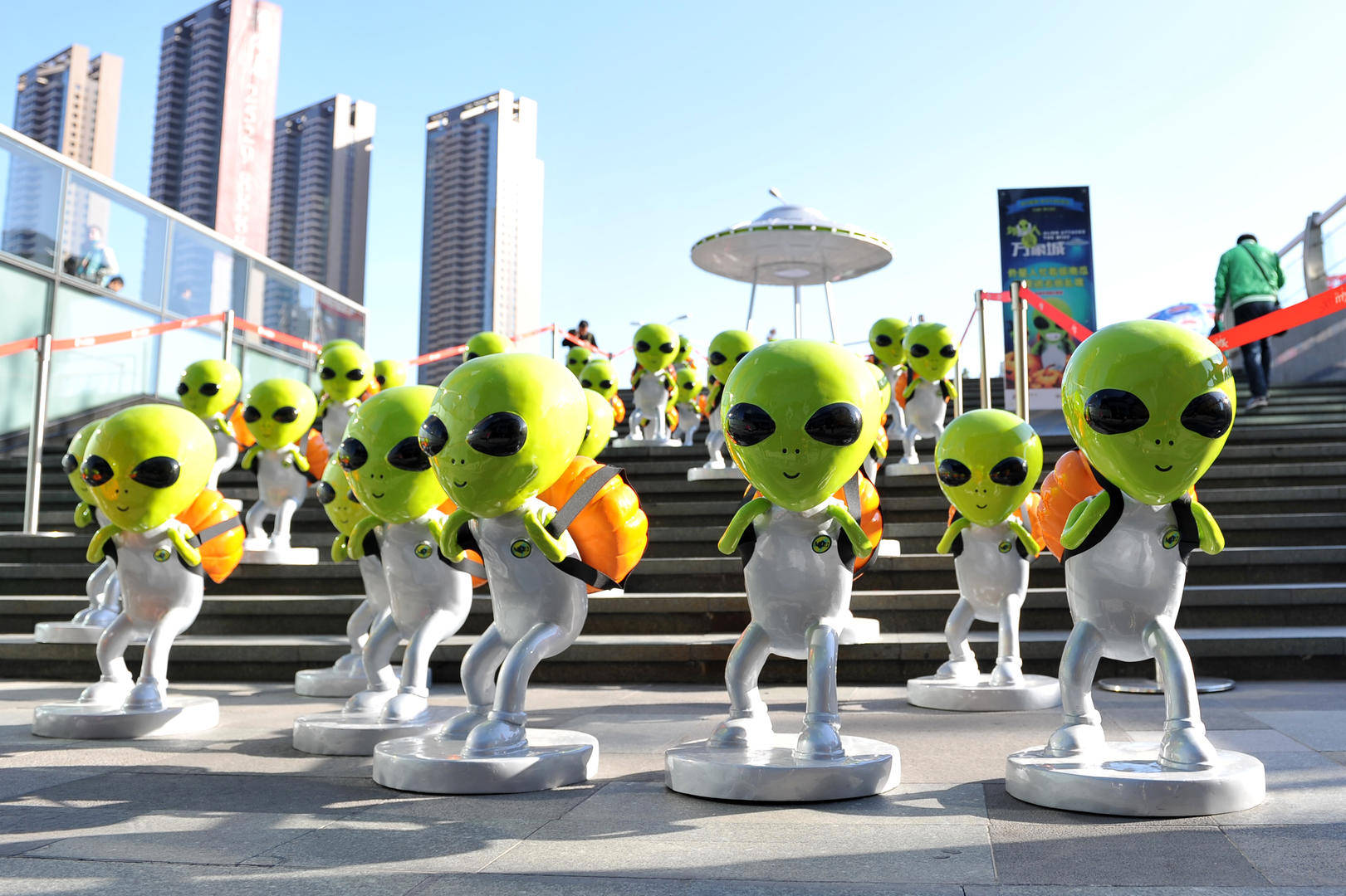 外星人為啥還沒來？NASA科學(xué)家：可能已停止嘗試接觸人類<strong></p>
<p>宏鑫機(jī)械設(shè)備有限公司
</strong>，或是科技水平不夠:宏鑫機(jī)械設(shè)備有限公司
