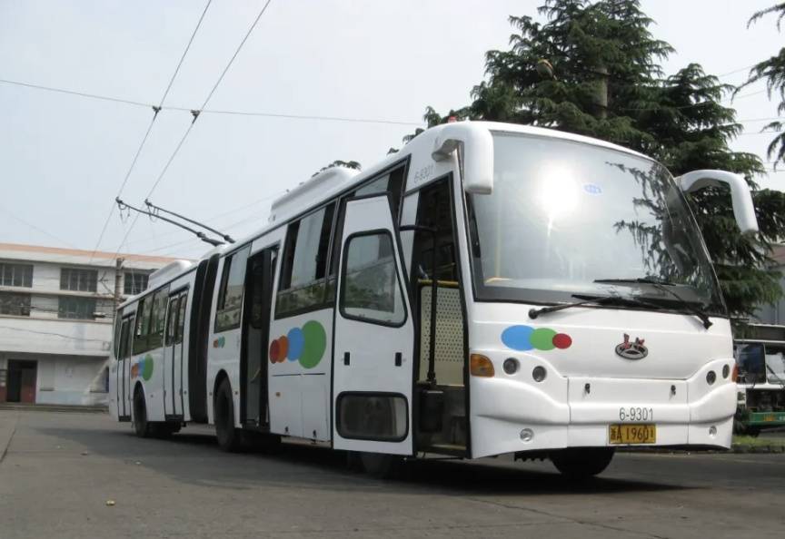 真的要說再見！杭州：今晚<strong></p>
<p>宏鑫機(jī)械設(shè)備有限公司
</strong>，最后一班！不少人的青春回憶…:宏鑫機(jī)械設(shè)備有限公司
