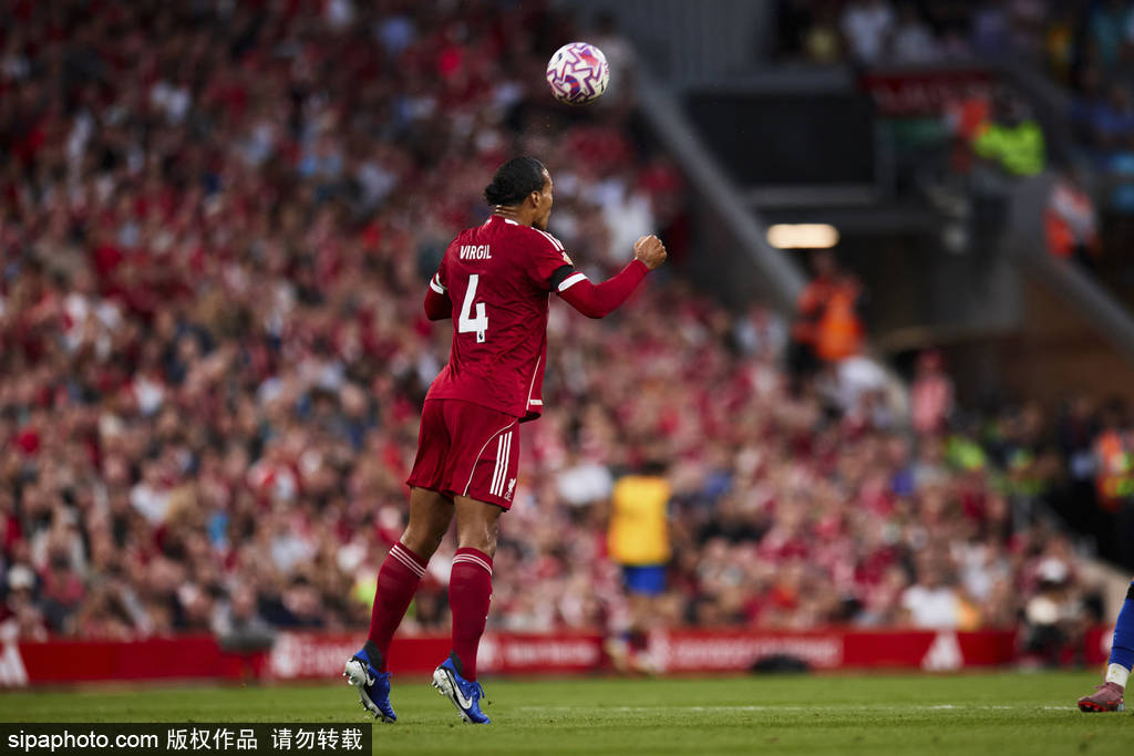 觀戰(zhàn)臺(tái)：利物浦大戰(zhàn)曼聯(lián)+拜仁火拼多特 阿森納沖五連勝:宏鑫機(jī)械設(shè)備有限公司
