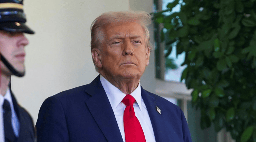 中國對等反制收到成效<strong></p>
<p>宏鑫機械設(shè)備有限公司
</strong>，首艘美國船只?？繉幉ǜ?，繳付近500萬港務(wù)費:宏鑫機械設(shè)備有限公司
