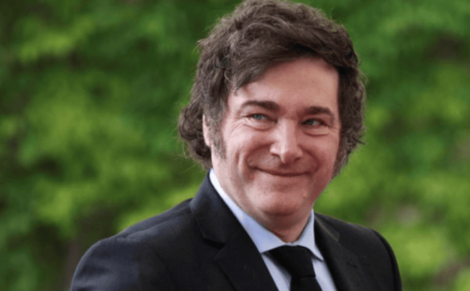 特朗普緊急發(fā)文，對(duì)中國(guó)已做好最壞打算，或禁買(mǎi)中國(guó)食用油？提醒忠實(shí)盟友牢牢記住一點(diǎn):宏鑫機(jī)械設(shè)備有限公司
