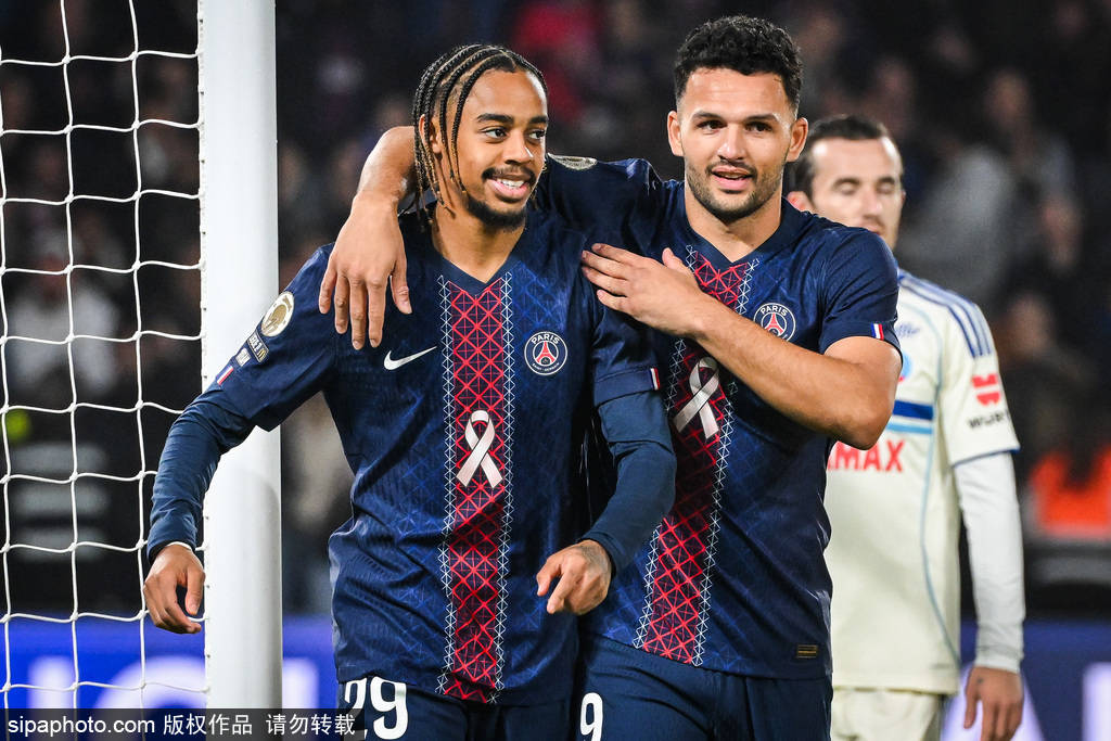 進(jìn)球大戰(zhàn)<strong></p>
<p>宏鑫機(jī)械設(shè)備有限公司
</strong>！法甲-巴爾科拉破門(mén) 巴黎連追2球3-3斯特拉斯堡:宏鑫機(jī)械設(shè)備有限公司
