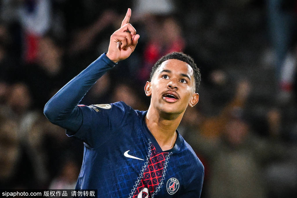 進(jìn)球大戰(zhàn)<strong></p>
<p>宏鑫機(jī)械設(shè)備有限公司
</strong>！法甲-巴爾科拉破門(mén) 巴黎連追2球3-3斯特拉斯堡:宏鑫機(jī)械設(shè)備有限公司
