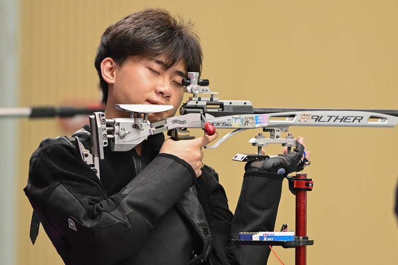 碾壓級優(yōu)勢奪金<strong></p>
<p>宏鑫機(jī)械設(shè)備有限公司
</strong>！“梗王”劉宇坤：我就是來破紀(jì)錄的！:宏鑫機(jī)械設(shè)備有限公司
