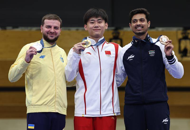 碾壓級優(yōu)勢奪金<strong></p>
<p>宏鑫機(jī)械設(shè)備有限公司
</strong>！“梗王”劉宇坤：我就是來破紀(jì)錄的！:宏鑫機(jī)械設(shè)備有限公司
