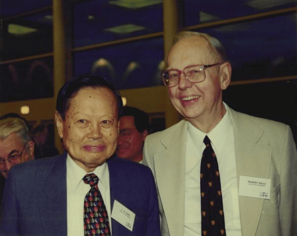 獨(dú)家|友人追憶楊振寧:<strong></p>
<p>宏鑫機(jī)械設(shè)備有限公司
</strong>他沒能二度獲諾獎(jiǎng)是一個(gè)遺憾:宏鑫機(jī)械設(shè)備有限公司