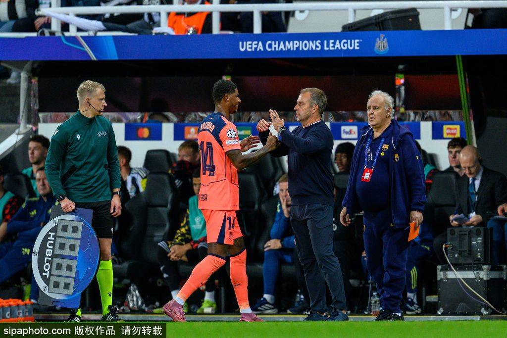 梅西帽子戲法震撼收官！5項數(shù)據(jù)第一，統(tǒng)治級表現(xiàn)載入美職聯(lián)史冊:宏鑫機械設(shè)備有限公司
