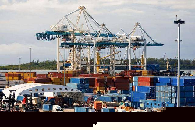 對華征稅500%！美國就差臨門一腳<strong></p>
<p>宏鑫機(jī)械設(shè)備有限公司
</strong>，突然發(fā)現(xiàn)中國還把著一個命門:宏鑫機(jī)械設(shè)備有限公司
