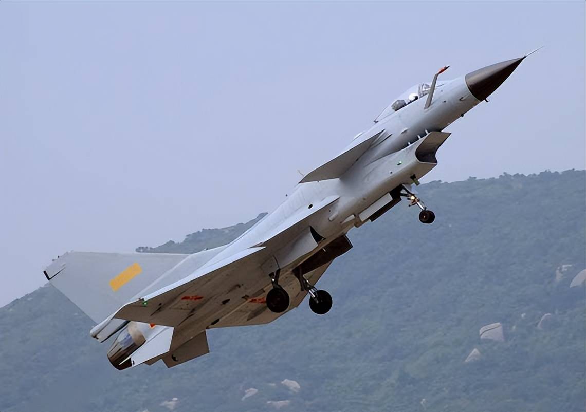 殲10含金量大漲！美媒：印尼總統(tǒng)訪遍五大國<strong></p>
<p>宏鑫機械設備有限公司
</strong>，最終官宣中國造戰(zhàn)機:宏鑫機械設備有限公司
