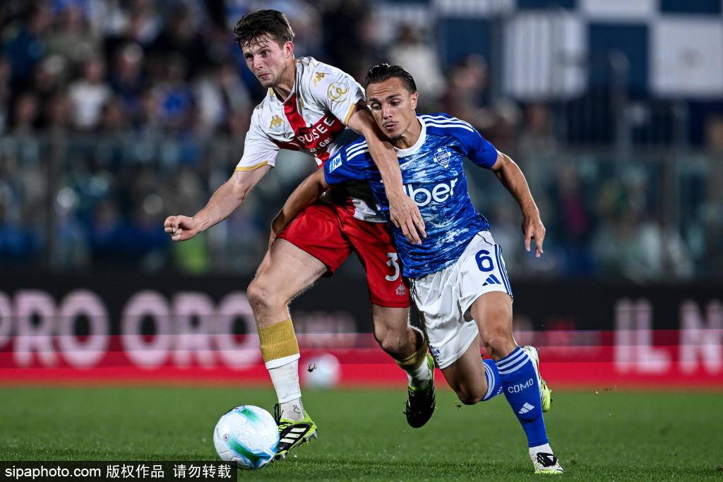 尤文圖斯遭遇賽季首敗，0-2不敵科莫：戰(zhàn)術(shù)分析與數(shù)據(jù)解讀:宏鑫機(jī)械設(shè)備有限公司
