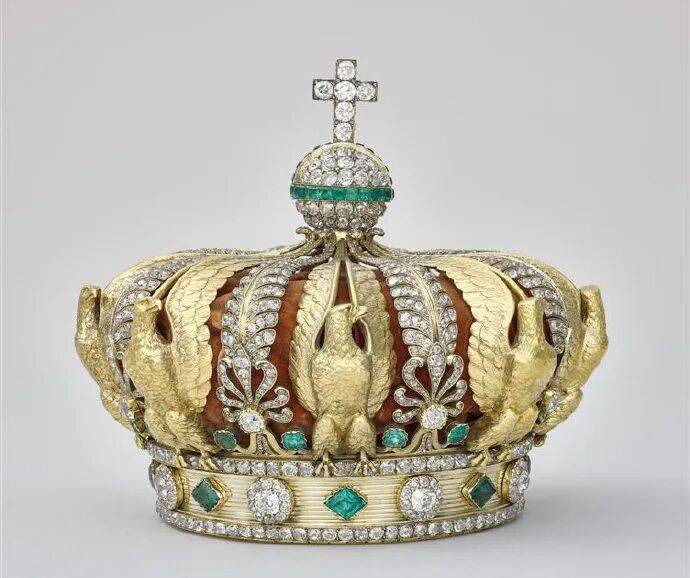 法國盧浮宮多件藏品被盜最新消息：一件文物在博物館外被發(fā)現(xiàn)時(shí)已損毀，疑為歐仁妮皇后的皇冠:宏鑫機(jī)械設(shè)備有限公司
