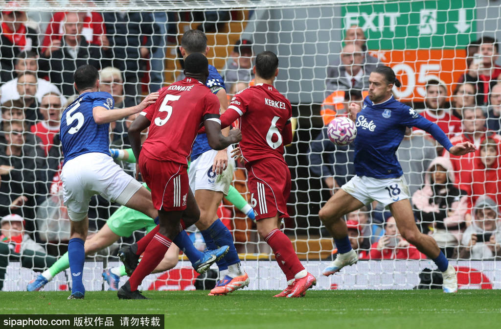 羅伊·基恩炮轟范戴克：利物浦隊(duì)長(zhǎng)該照鏡子反思，衛(wèi)冕冠軍壓力山大:宏鑫機(jī)械設(shè)備有限公司
