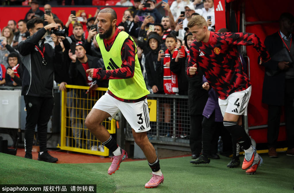 小雷：或許拉爵的言論改變了更衣室 姆伯莫+庫(kù)尼亞配得上曼聯(lián)球衣:宏鑫機(jī)械設(shè)備有限公司
