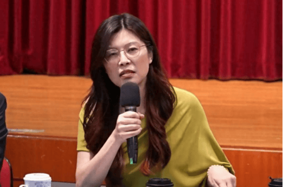 當選國民黨主席后，鄭麗文連夜喊話民進黨：讓兩岸不再有戰(zhàn)火！:宏鑫機械設(shè)備有限公司
