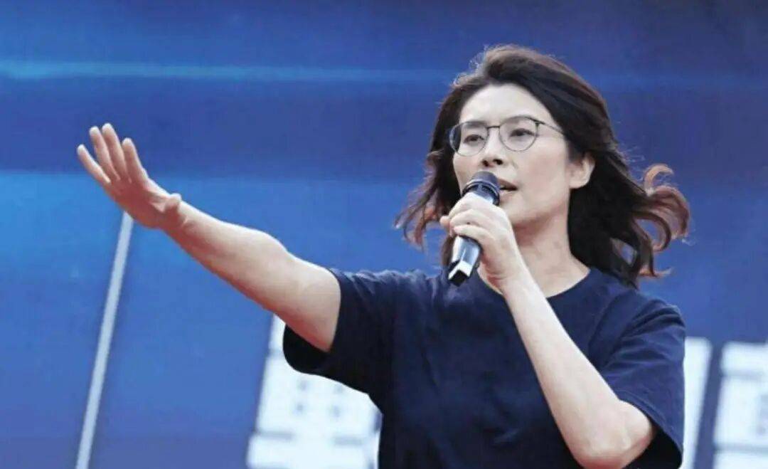 與鄭麗文交流，中國人的志氣、骨氣、底氣:宏鑫機械設(shè)備有限公司
