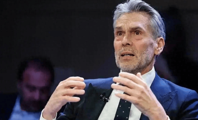 美國一聲令下<strong></p>
<p>宏鑫機(jī)械設(shè)備有限公司
</strong>，“大魚”全冒頭！中國對荷蘭反制，效果很明顯，東莞封裝廠斷供，讓歐美客戶坐不住:宏鑫機(jī)械設(shè)備有限公司
