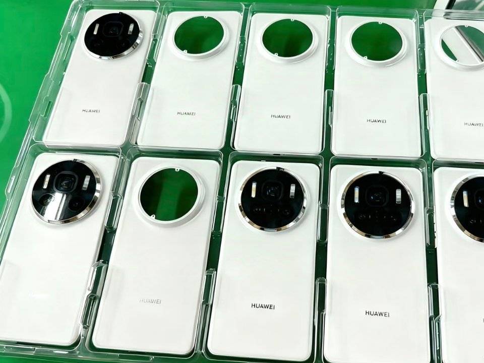 曝華為Mate80系列已備案 預計11月發(fā)布:宏鑫機械設備有限公司
