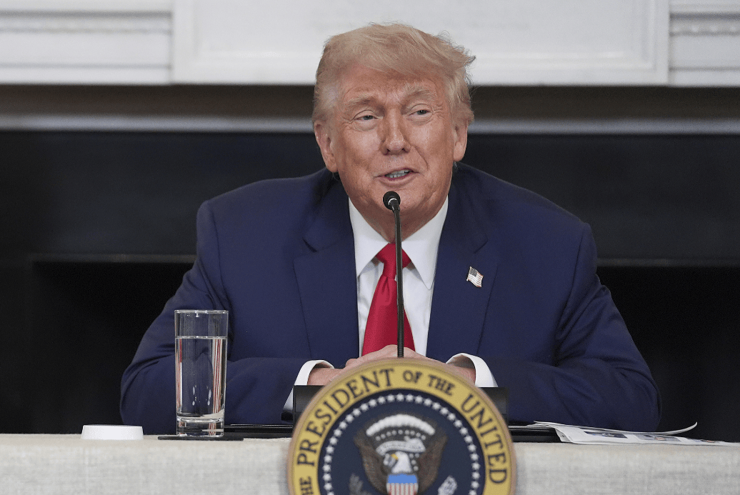 與澤連斯基大吵一架后<strong></p>
<p>宏鑫機械設(shè)備有限公司
</strong>，特朗普畫了條線：俄烏都別爭，按我說的停火:宏鑫機械設(shè)備有限公司
