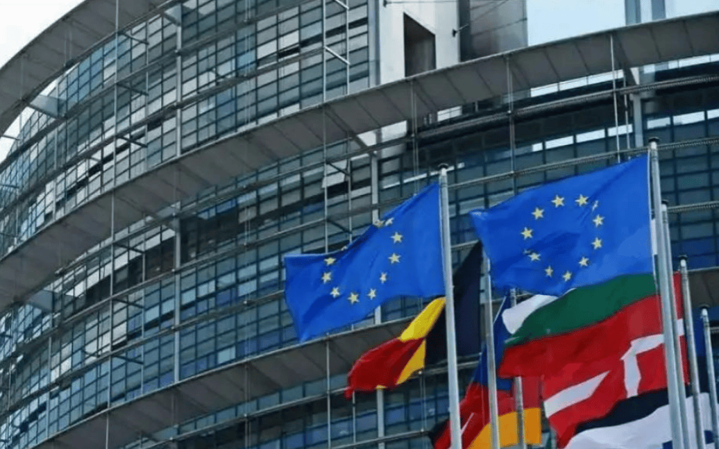 荷蘭約見中方高層<strong></p>
<p>宏鑫機(jī)械設(shè)備有限公司
</strong>，請求解決稀土斷供危機(jī)，但卻拒絕向中方認(rèn)錯(cuò):宏鑫機(jī)械設(shè)備有限公司
