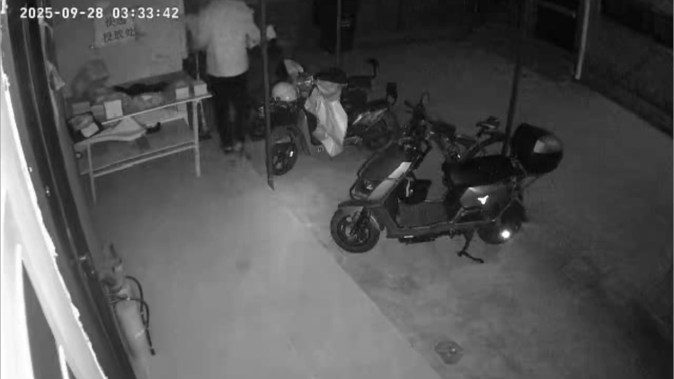 每月穩(wěn)定收入8000多元卻忍不住經(jīng)常偷快遞，上海一男子被刑拘:宏鑫機(jī)械設(shè)備有限公司
