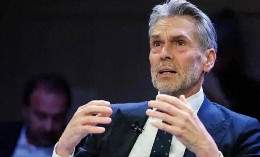 中方出手太快<strong></p>
<p>宏鑫機械設備有限公司
</strong>，荷蘭明搶中企三天，中方火速發(fā)布禁令，連歐盟一起警告，美歐這回踢到鐵板了！:宏鑫機械設備有限公司
