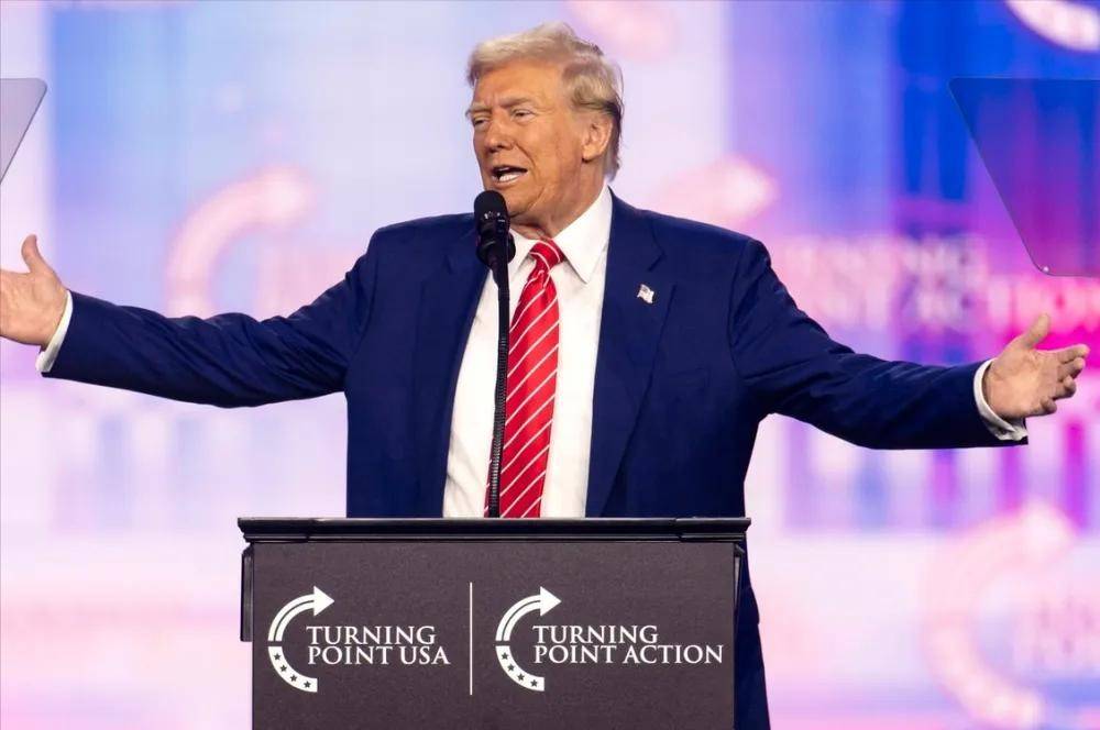 事關(guān)中國統(tǒng)一，美國防授權(quán)法案出爐，不到24小時(shí)，解放軍18架戰(zhàn)機(jī)緊急出動(dòng)，釋放信號(hào)強(qiáng)烈:宏鑫機(jī)械設(shè)備有限公司
