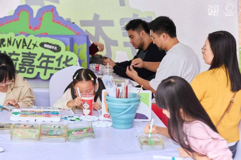 一場城市級先鋒潮流聚會<strong></p>
<p>宏鑫機械設(shè)備有限公司
</strong>！2025東郊記憶潮流嘉年華圓滿收官！:宏鑫機械設(shè)備有限公司
